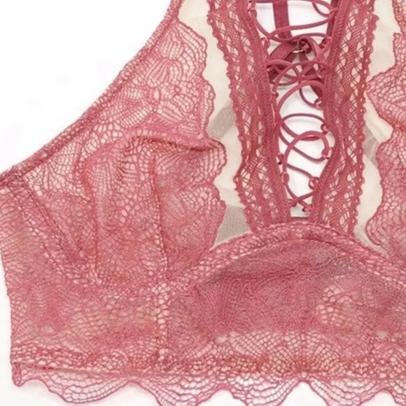 ⚡️NWT Victoria’s Secret Very Sexy Lace Up Bralette - Picture 4 of 13